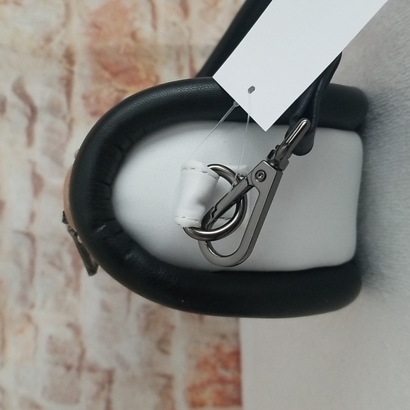 New Think Royln Alpine Quilted Crossbody Bag - Picture 6 of 12